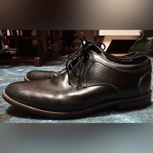 Men’s size 10 Nunn Bush Black Leather Oxfords